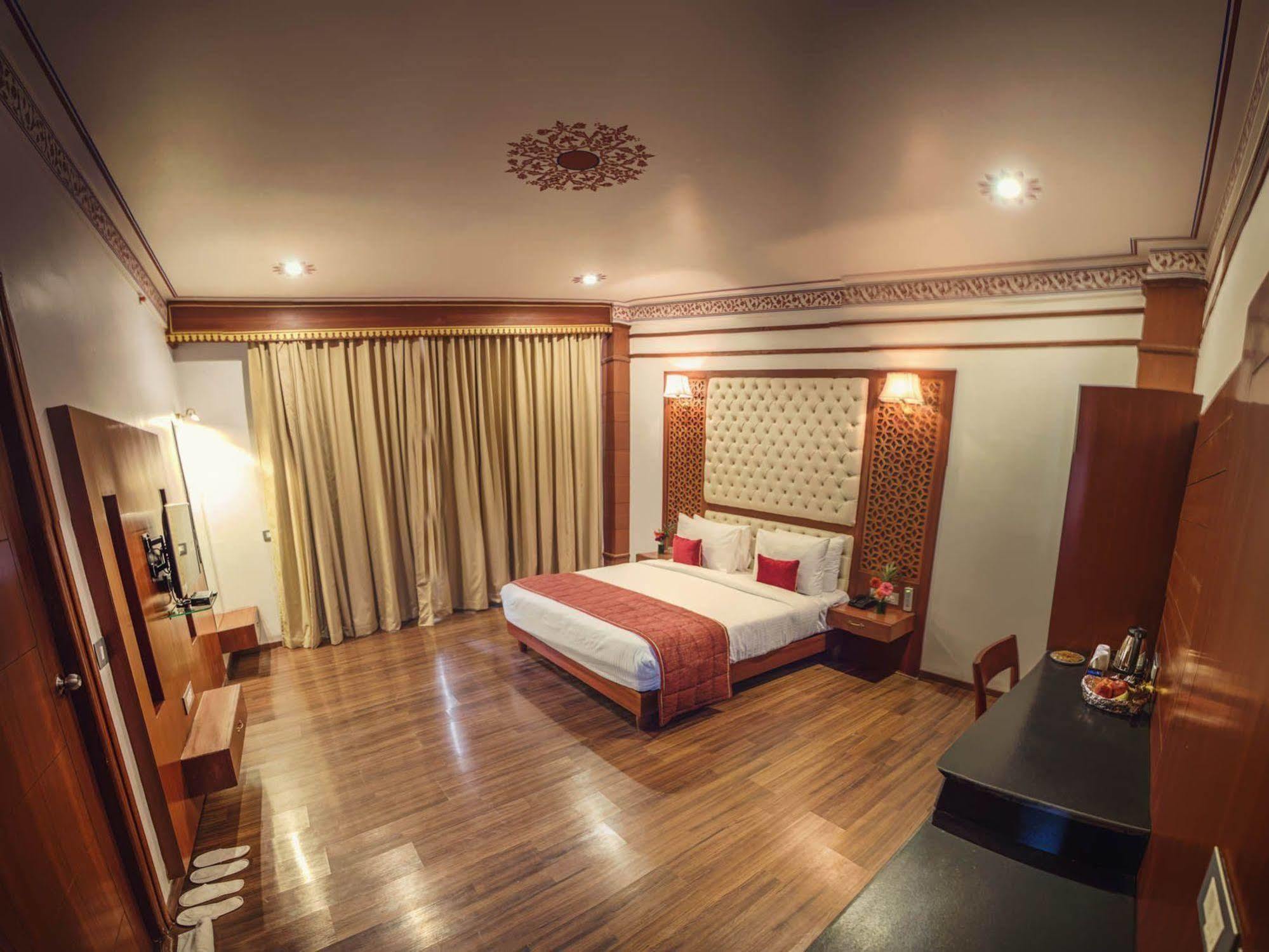Regenta Resort Vanya Mahal Ranthambore Saváj Madhopur Kültér fotó