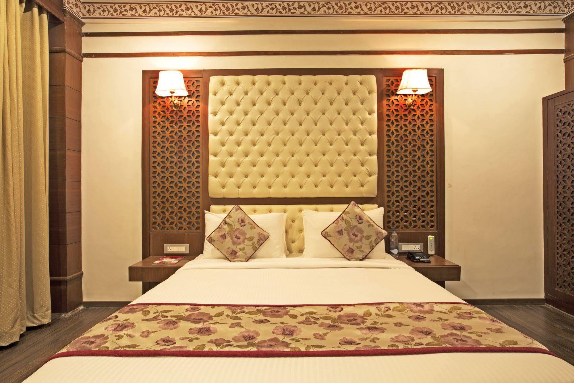 Regenta Resort Vanya Mahal Ranthambore Saváj Madhopur Kültér fotó