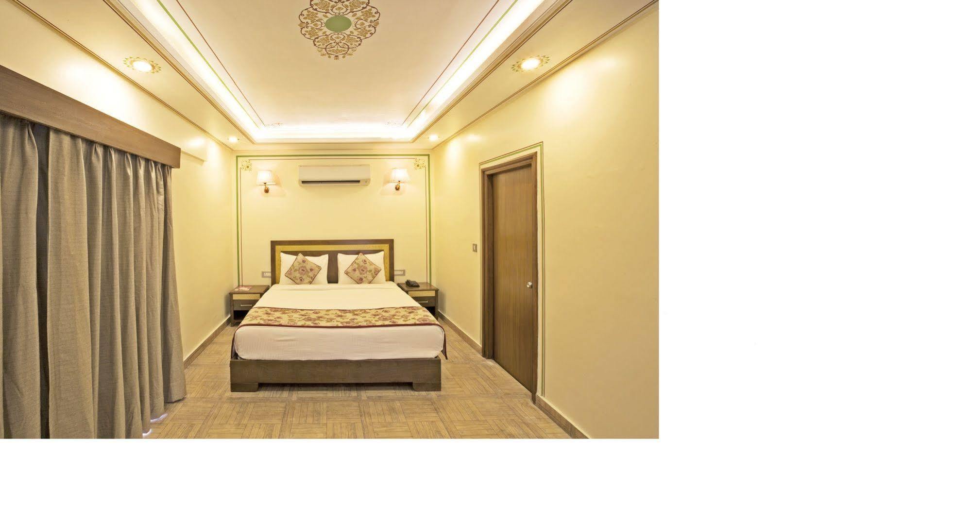 Regenta Resort Vanya Mahal Ranthambore Saváj Madhopur Kültér fotó